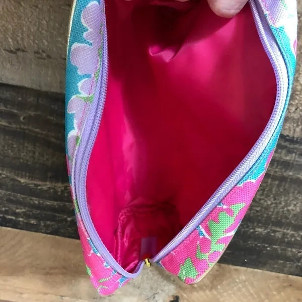 Lilly Pulitzer Estée Lauder makeup bag - Image 4