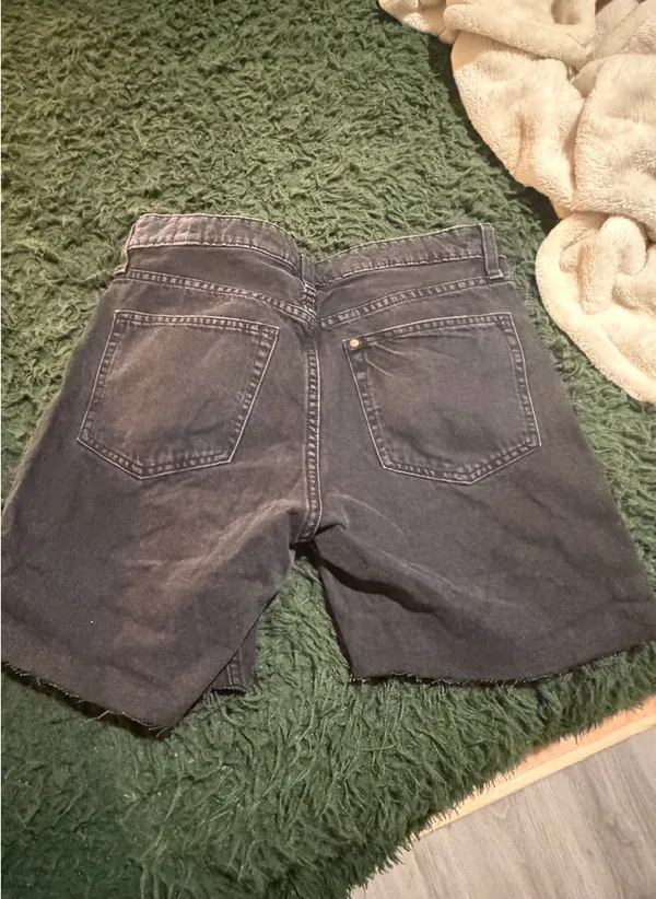 Jean Shorts H&M dad shorts - Image 3