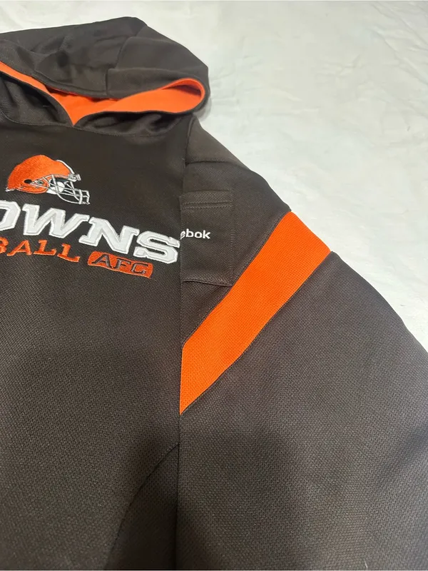 Reebok Browns hoodie - Image 5