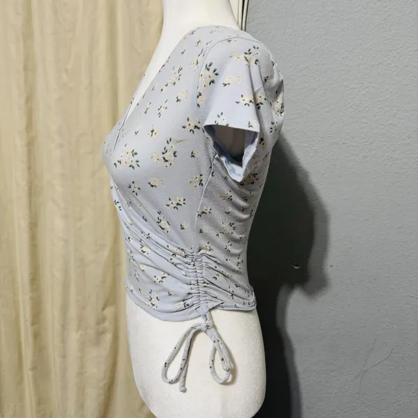 Hollister Light Blue Floral Baby Tee Small Wrap Side‎ Tie V-Neck Short Sleeve - Image 2