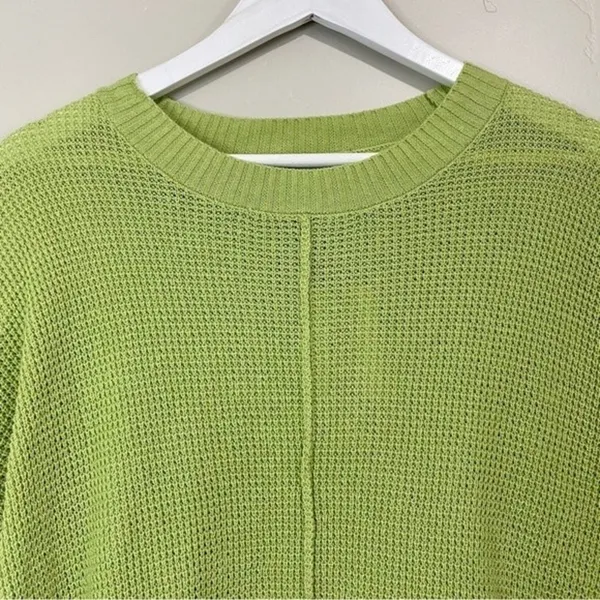 Sweet Romeo Women’s Waffle Knit Lightweight Pullover Sweater Green Size XS NWT - Image 3