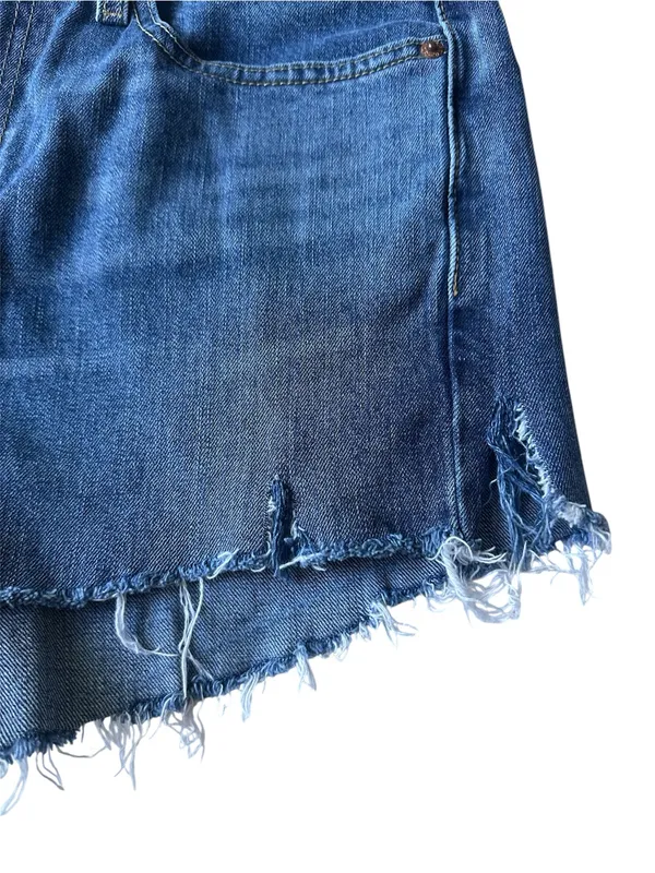 Levi’s classic high-rise denim cutoff shorts - Image 5