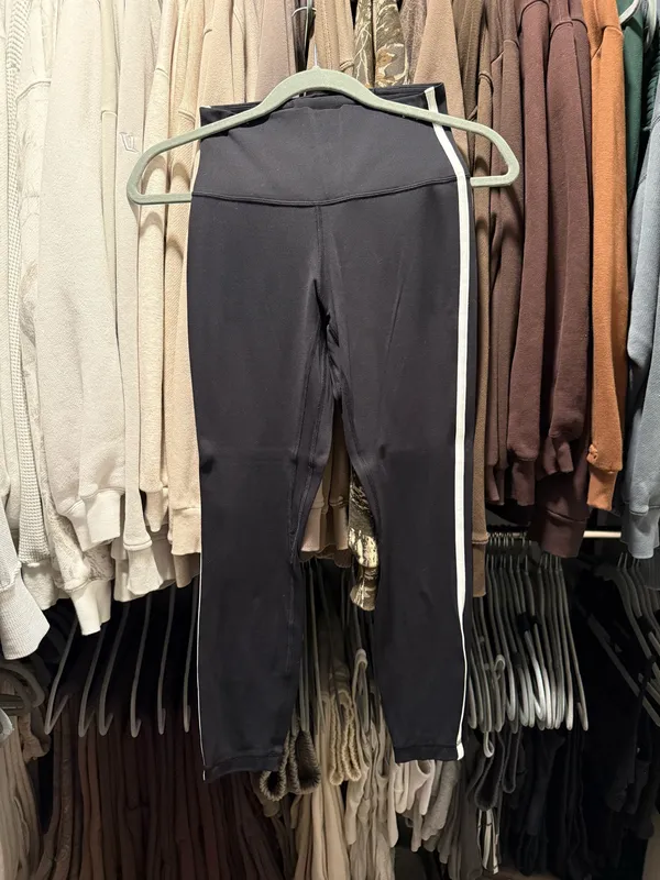 Lululemon Align Leggings 25” - Image 2