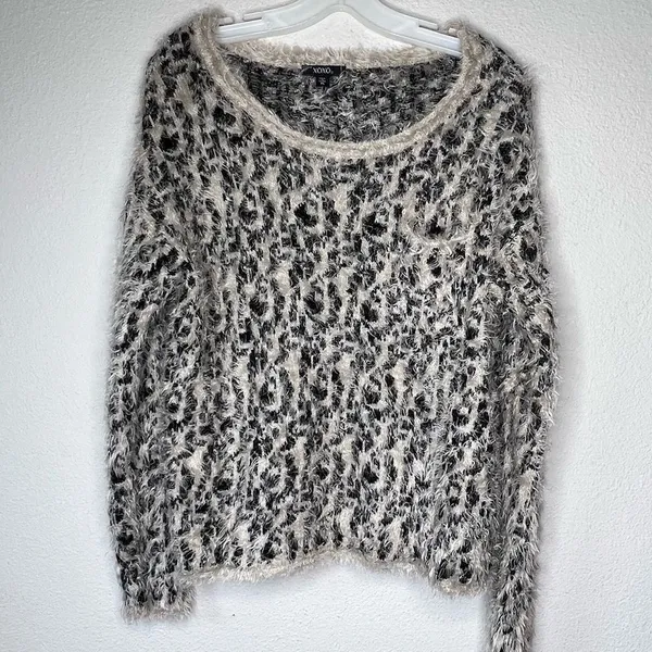 XOXO Sweater‎ - Image 5