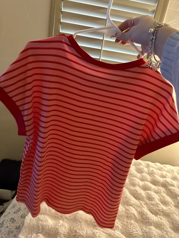 Shein red and pink striped cute top! - Image 2