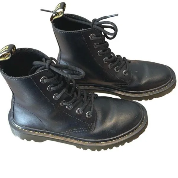Dr. Martens‎ Luana Smooth Leather Lace Up Combat Boots Women's 6 Black - Image 2
