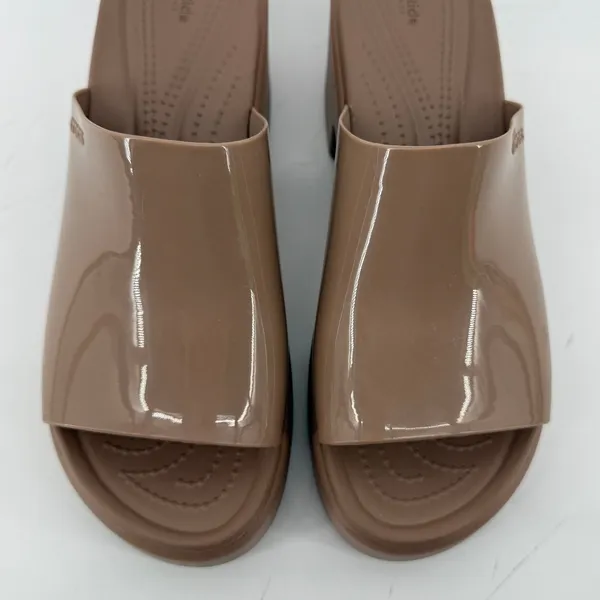 Crocs Brooklyn Slide Block High Shine Heel Sandals Latte Tan Women 11 Chunky Y2K - Image 3