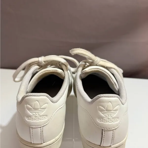 Adidas Superstar white sneakers, size 5 - Image 5