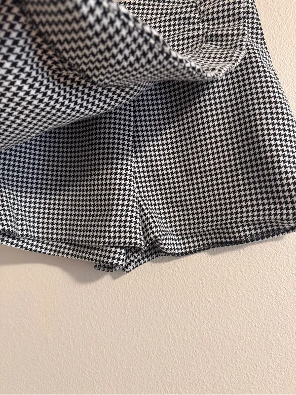 Mustard Seed Black & White Houndstooth Mini Skirt - Image 2