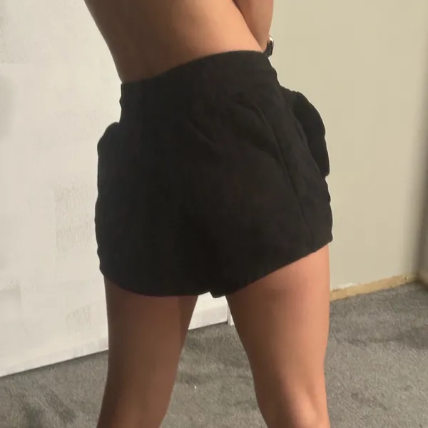 Champion Women's Black Sweat Shorts - Image 4