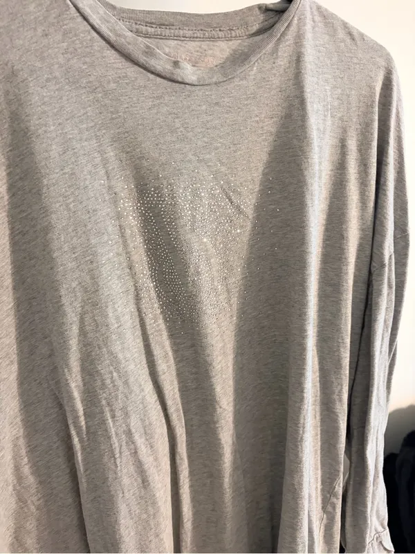PINK Victoria's Secret Light Gray Long-Sleeve Crew with Rhinestone Triangle - Image 2