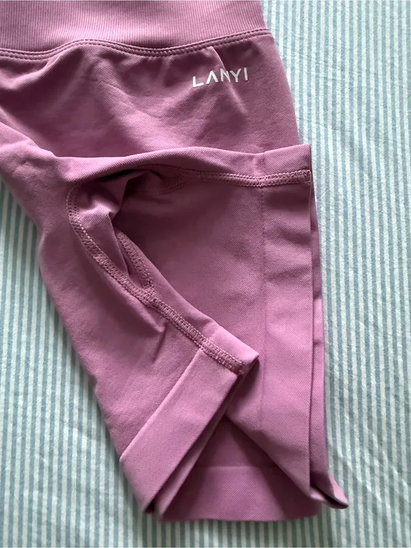 LANYI Women's Mid-Rise Rose Bike Shorts - Image 6