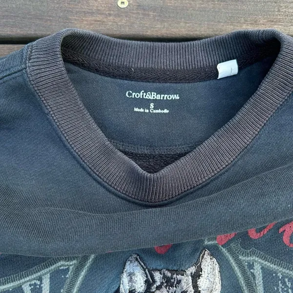 Navy blue Vintage 90s Timber Wolf Country Embroidered Croft & Barrow Sweatshirt - Image 4