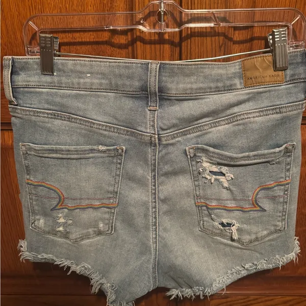 American Eagle Outfitters Light Blue Distressed Jean Shorts - Image 4