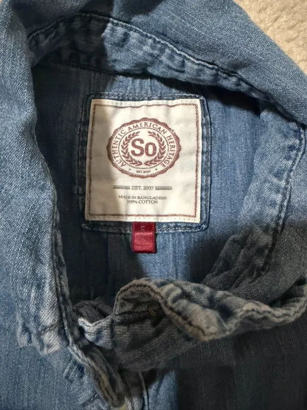 Vintage 100% cotton denim button down SO shirt in L - Image 3