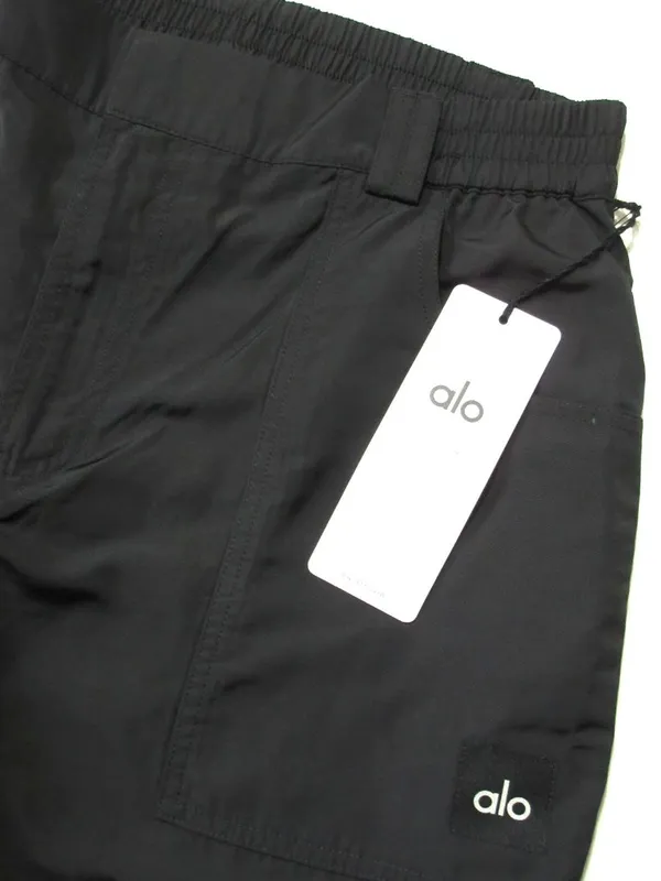 NWT Alo Yoga High-Waist Ski-Moto Puffer Pants in Black Seamed Cargo L - Image 3