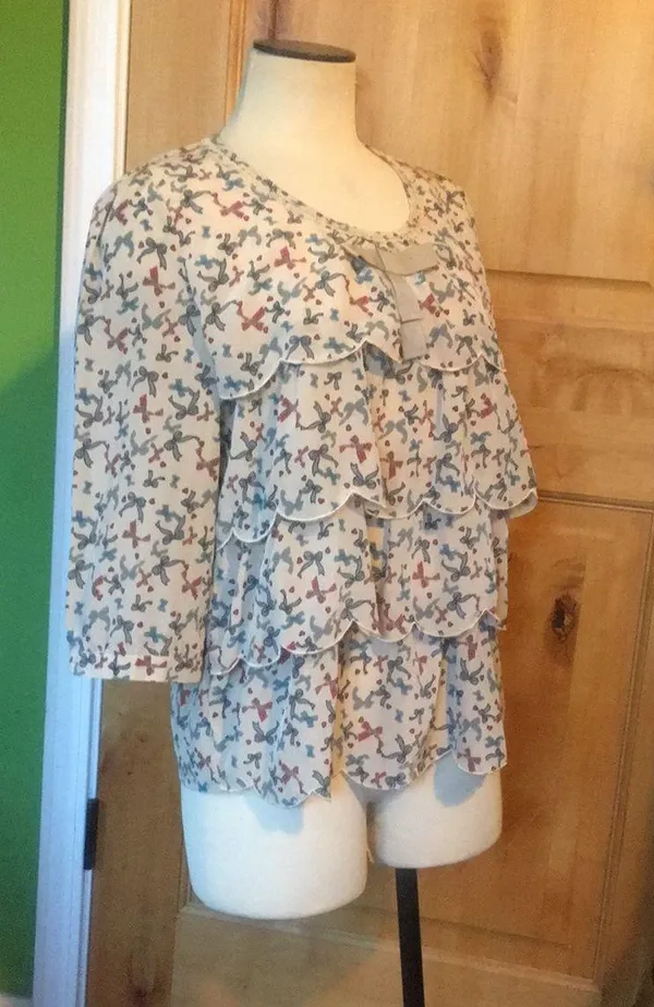 ELF SACK Beige Multi Bows Hearts Print Ruffled 3/4-Sleeve Blouse Top $70 NWT XL like M - L - Image 2