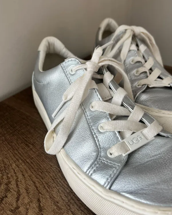 UGG Sneakers Silver - Image 4