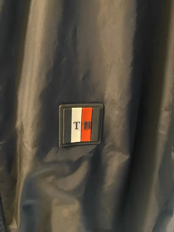 Tommy Hilfiger Men's Black Windbreaker Jacket Tommy Hilfiger Size: M - Image 3