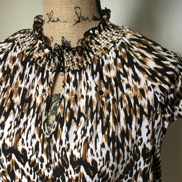 Bundle 4/$25 Offer! CATO Animal Print Blouse - Brown and Black Size XL - Image 5