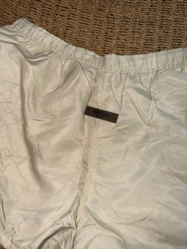 Essentials Fear of God - Image 2