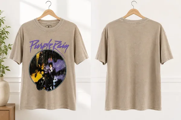 Title 🎸 Official Prince Estate 'Purple Rain' Vintage Graphic T-Shirt - Beige/Tan (Size M/L) ☔️🏍️ - Image 2