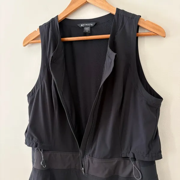 Athleta Dress Venture Out 12 Black Athletic Hiking Zip Front Built-in Shorts - Image 5
