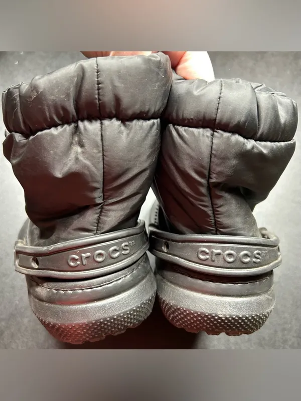 Crocs Classic Men’s Size 5 Women’s Size 7 Black Lined Neo Puff Boot - Image 4