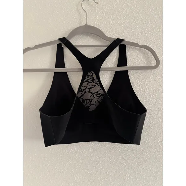 Lululemon Sports Bra Womens 6 Black Floral V-Neck Gym Sporty Active‎ Training - Image 2