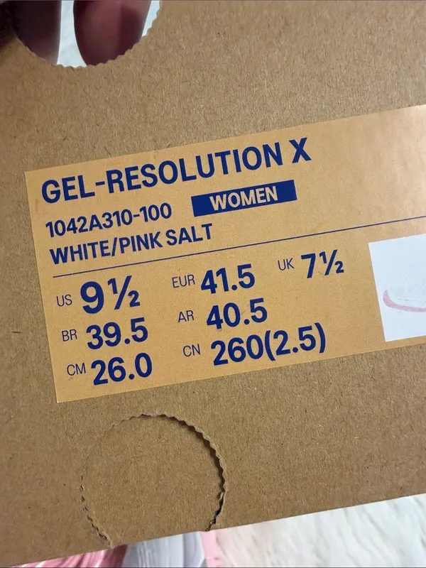 ASICS Women's White and Pink Athletic Running Shoes size 9.5 brand new with box - Image 9