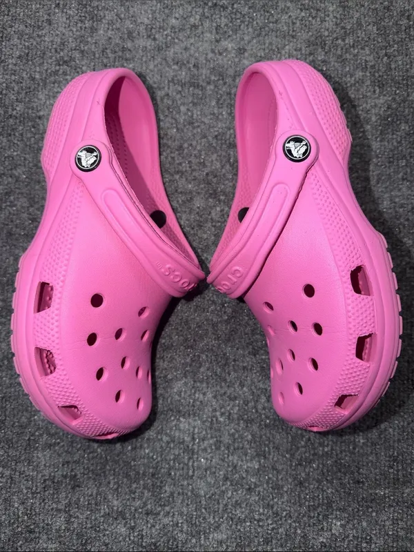CROCS Classic Clog in Pink - Image 5