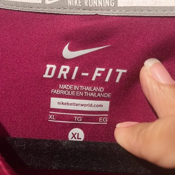Dri Fit Running Top Size XL Color Burgundy Red - Image 3
