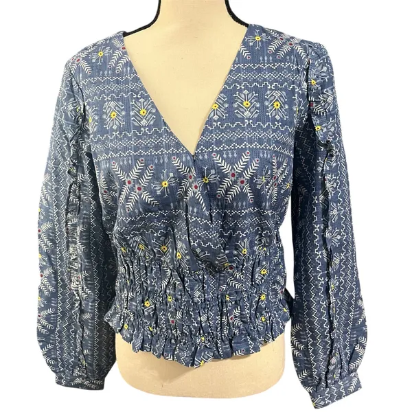 Forever That Girl Anthropologie Wmn's Blue Top Sz S Smocked Embroidered Festival - Image 2