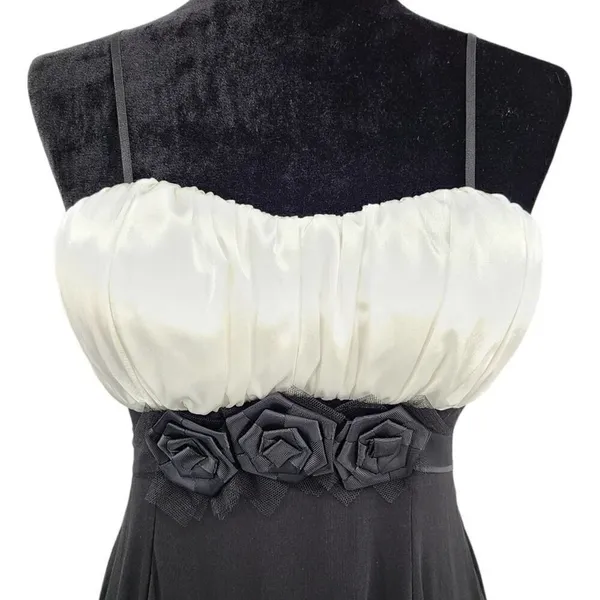 NWT Snap Black and White Sleeveless Prom or Cocktail Dress - Juniors Size 9 - Image 2