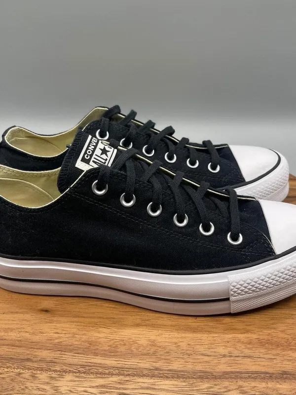Converse Black and White Low-Top Canvas Sneakers - Image 9