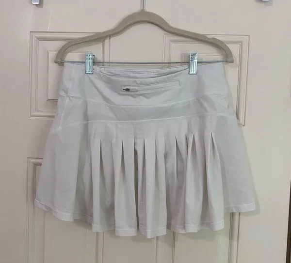 Lululemon Athletica White Athletic Tennis Skirt - Pleated Activewear Skort - Image 2