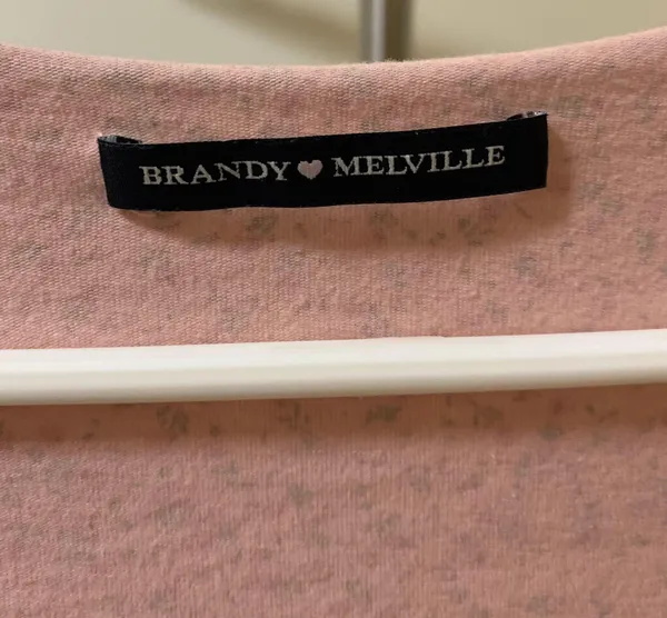 Brandy Melville Top One Size - Image 4