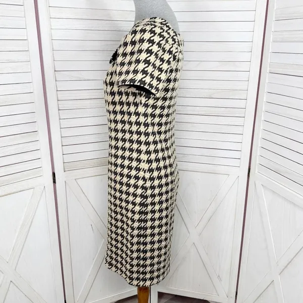 Dress Barn Houndstooth Textured Knit Cap Sleeve‎ Retro Sheath Dress Tan Black 4 - Image 2
