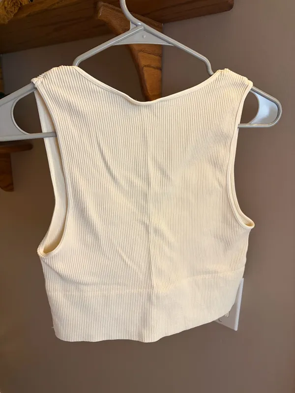 Glassons Crop Tank Top Medium Ribbed Cream Color - Image 2