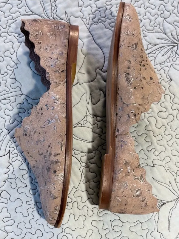 💥KLUB NICO Georgette Scalloped Pewter Floral Flat Made in Spain EU 36 US 6💛 - Image 5