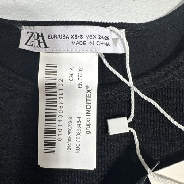 Zara Crop Top Crew Neck Pullover Stretch Long Sleeve Black Stretch Sz XS Stylish - Image 3