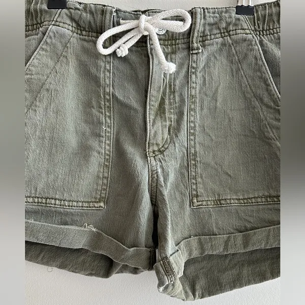 American Eagle Army Green Mid-Rise Shorts with a Tie Waistband, Stretch, Size 4 - Image 5