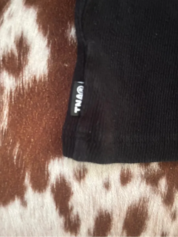 TNA by Aritzia Black Ribbed‎ Crewneck Women's Top - Image 4