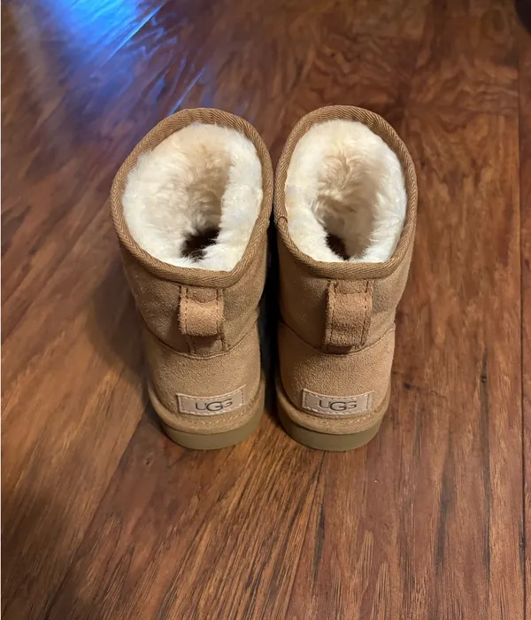 UGG Boots - Image 2
