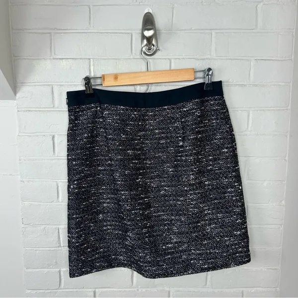 Banana Republic Tweed Knit Skirt Size 8 - Image 8