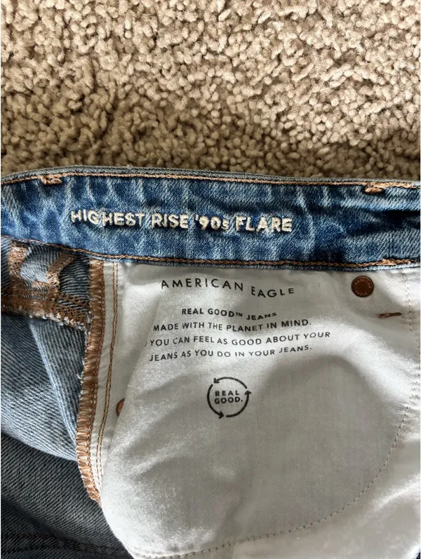 American Eagle Outfitters Jeans Ripped 90s  - Image 4
