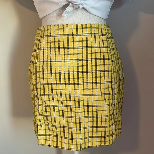 Clueless School Girl Plaid Skirt Set - Image 3