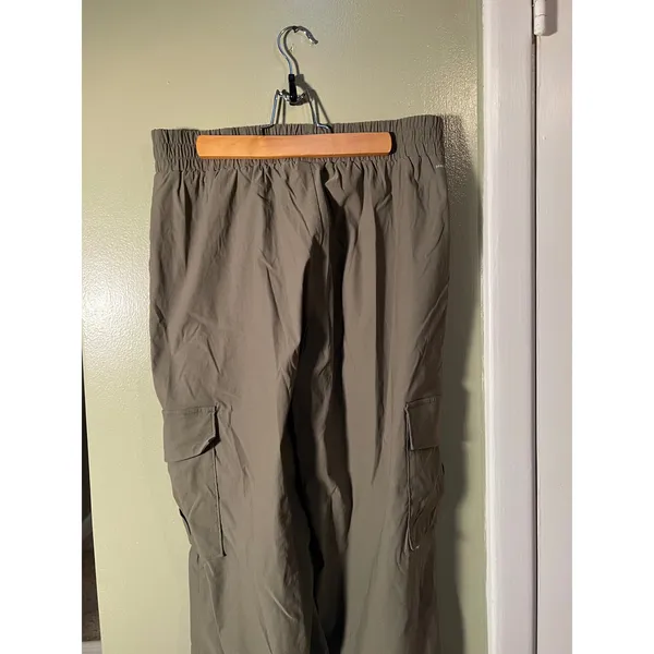Mondetta Women's Size Medium High-Rise Cargo Pants Olive Green Athletic Outdoor - Image 7