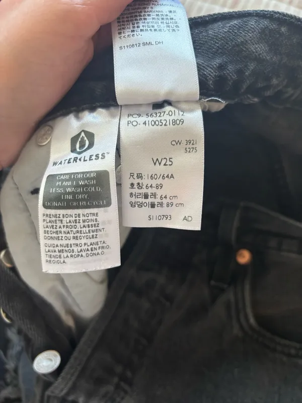 Levi’s 501 Shorts - Image 3