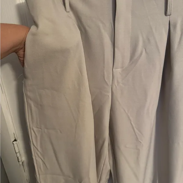 Elegant Cream Wide-Leg Trousers - Image 4